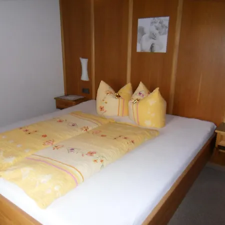 Haus Erhart Apartament
